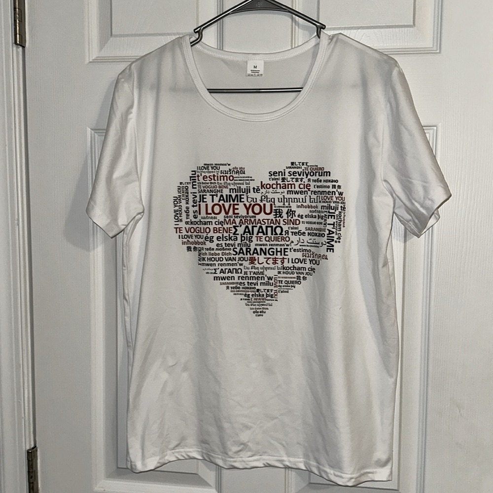 Tee shirt short sleeves new without tags